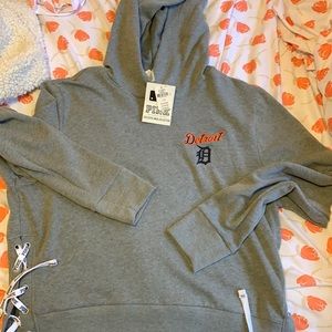 PINK Detroit Tigers hoodie NWT